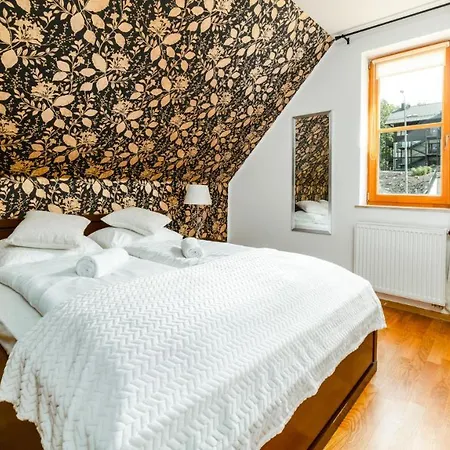 Everysky - Mysliwska Apartment